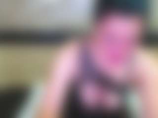 Live cam show with Yanisa23 - Smoking on https://playwithruby.com