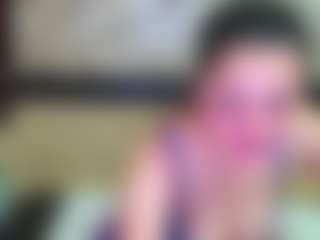 Yanisa23's Live Sex Cam Show