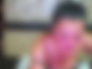 Yanisa23's Live Sex Cam Show