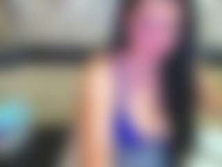 Yanisa23's Live Sex Cam Show