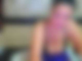 Yanisa23's Live Sex Cam Show