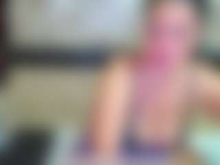 Yanisa23's Live Sex Cam Show