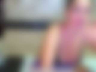 Yanisa23's Live Sex Cam Show
