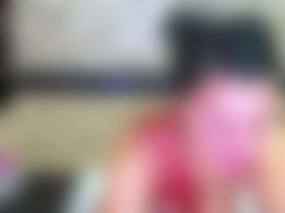 Live cam show with Yanisa23 - Smoking on Camsoda
