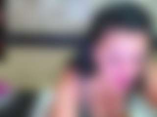 Yanisa23's Live Sex Cam Show