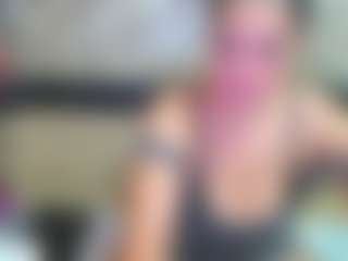 Yanisa23's Live Sex Cam Show