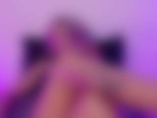 Live cam show with Aisha-engel1 - Latina Petite on livesuperchat.net | colombia