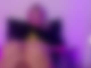 Live cam show with Aisha-engel1 - Public on fapnchat