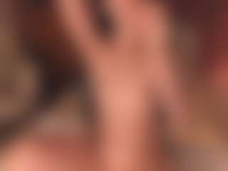 Live cam show with AnnieBluee - Public on Camsoda