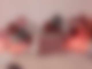 AnnieBluee's Live Sex Cam Show
