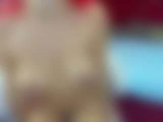Live cam show with ArianaFire - Facial on CamwithHer