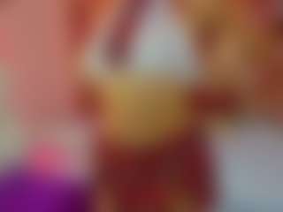 Live cam show with ArianaFire - Nipple Piercings on Camiplay Live