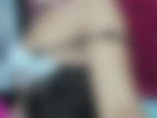 Live cam show with ArianaFire - Cute on CamwithHer