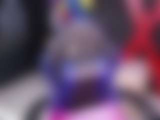 Live cam show with ArianaFire - Black Petite on SquirtSoMuch