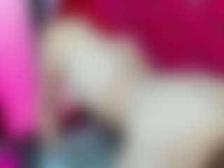 Live cam show with ArianaFire - Ebony Petite on Milfs Live