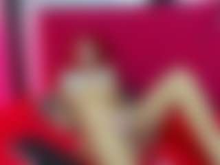 ArianaFireのライブセックスチャットショー