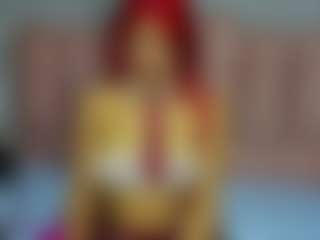 Live cam show with ArianaFire - Ebony Petite on Camsoda