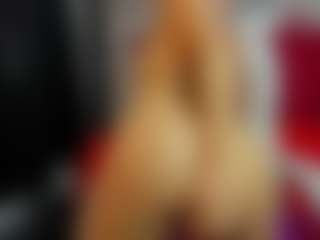 Live cam show with ArianaFire - Spank on Mixed Magazine Live