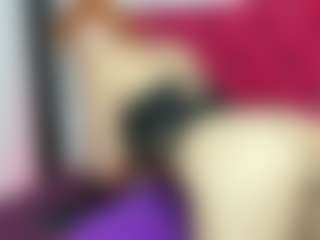 Live cam show with ArianaFire - Blowjob on Camsoda