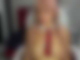 Show de cam en vivo con ArianaFire - Red Hair en Camsoda