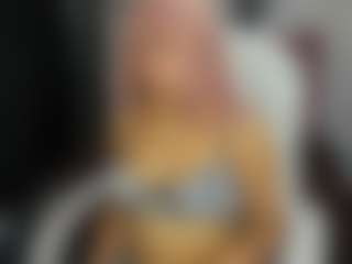 Live cam show with ArianaFire - Public Red Hair on livesuperchat.net