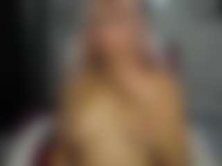 Live cam show with ArianaFire - Public Red Hair on intimatelivegirls.com