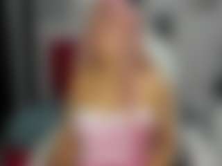 Live cam show with ArianaFire - Public Black on Cam Slut