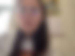 Live cam show with BrielleKane - Teen (18+) on live18s.com