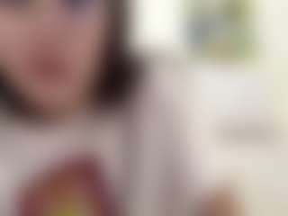 Live cam show with BrielleKane - Granny on Fit Hotties