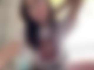 Live cam show with BrielleKane - Public on Free Soda
