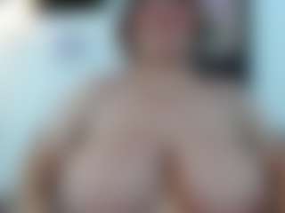 chantal_bigboobs1's Live Sex Cam Show