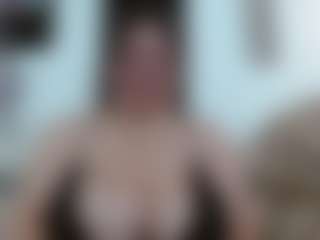 chantal_bigboobs1's Live Sex Cam Show