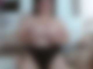 Chantal_bigboobs1