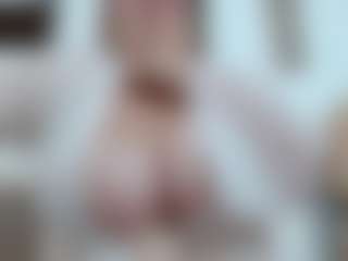 chantal_bigboobs1's Live Sex Cam Show