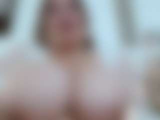 Chantal_bigboobs1