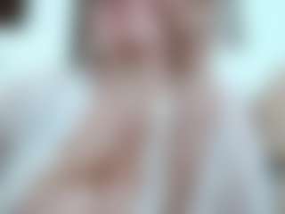 Chantal_bigboobs1