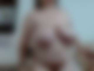 chantal_bigboobs1's Live Sex Cam Show