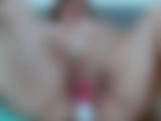 chantal_bigboobs1's Live Sex Cam Show