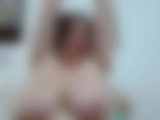 chantal_bigboobs1's Live Sex Cam Show