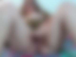 Live cam show with chantal_bigboobs1 - Fuck Machine on Soda Cam