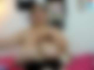 chantal_bigboobs1's Live Sex Cam Show