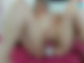 chantal_bigboobs1's Live Sex Cam Show