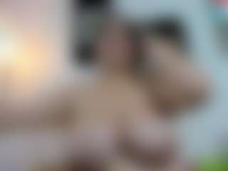 chantal_bigboobs1's Live Sex Cam Show