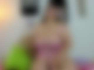 chantal_bigboobs1's Live Sex Cam Show