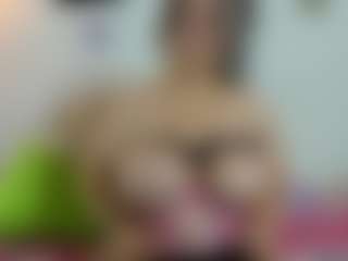 chantal_bigboobs1's Live Sex Cam Show