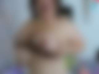 chantal_bigboobs1's Live Sex Cam Show