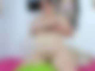 chantal_bigboobs1's Live Sex Cam Show