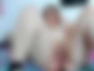 chantal_bigboobs1's Live Sex Cam Show