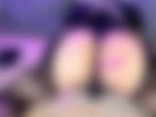 Live cam show with Cherryyboy - Tease on Camming Site