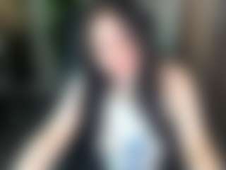 Live cam show with EmmaBlissa - Busty on infinitiblacc.com